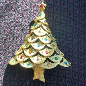 Vintage J.J Jonette Christmas Tree Brooch Pin Signed Gold Tone Rhinestones Star